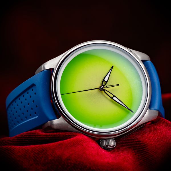 H. Moser and Cie Pioneer 3201-1204